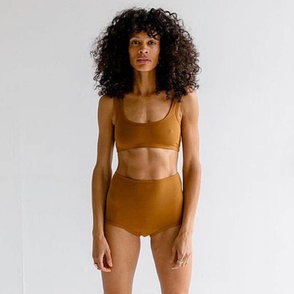 Arq Wide Strap Bra in Toffee
